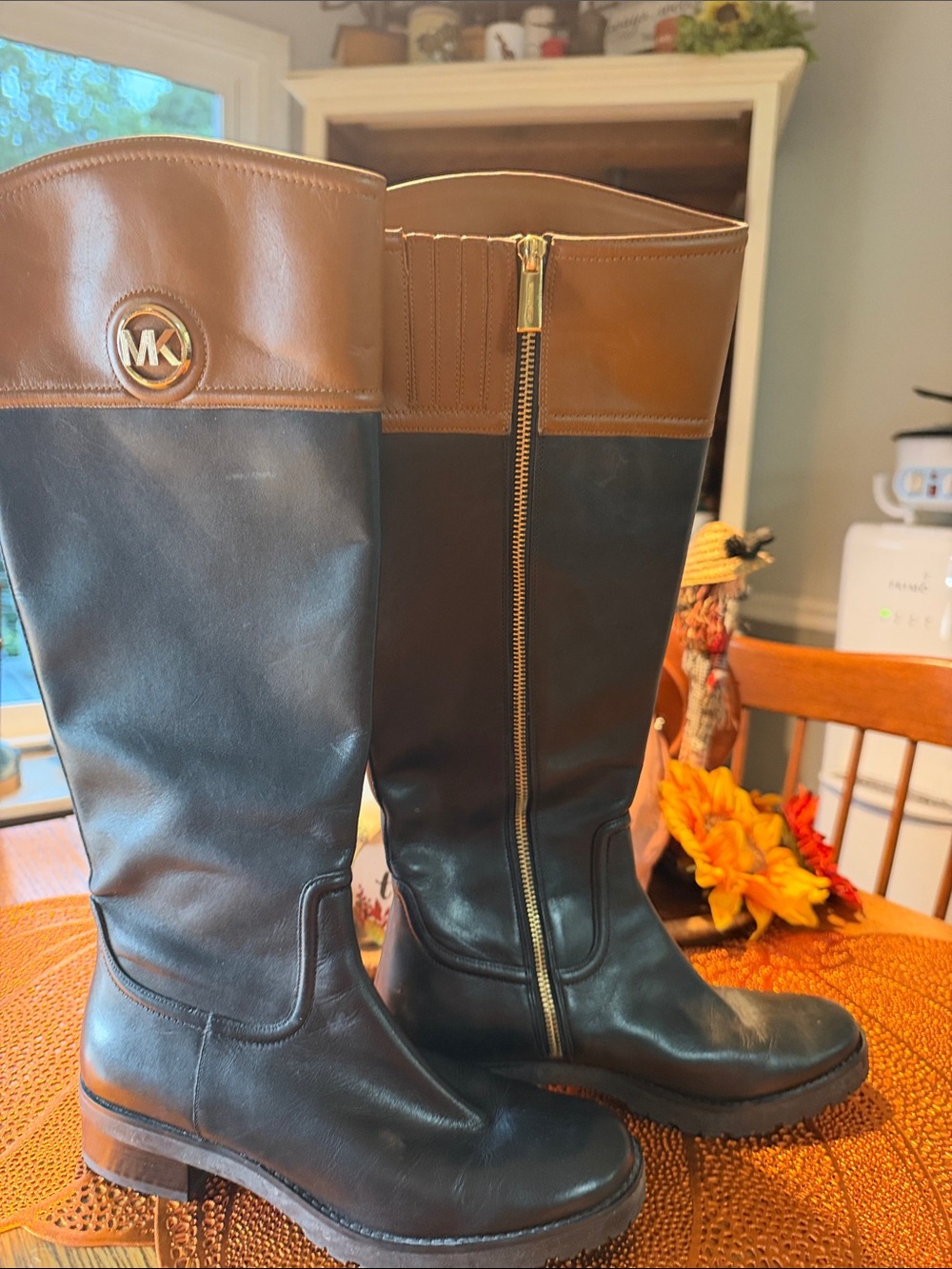 NEVER WORN Michael Kors Alson Boots - Size 9M